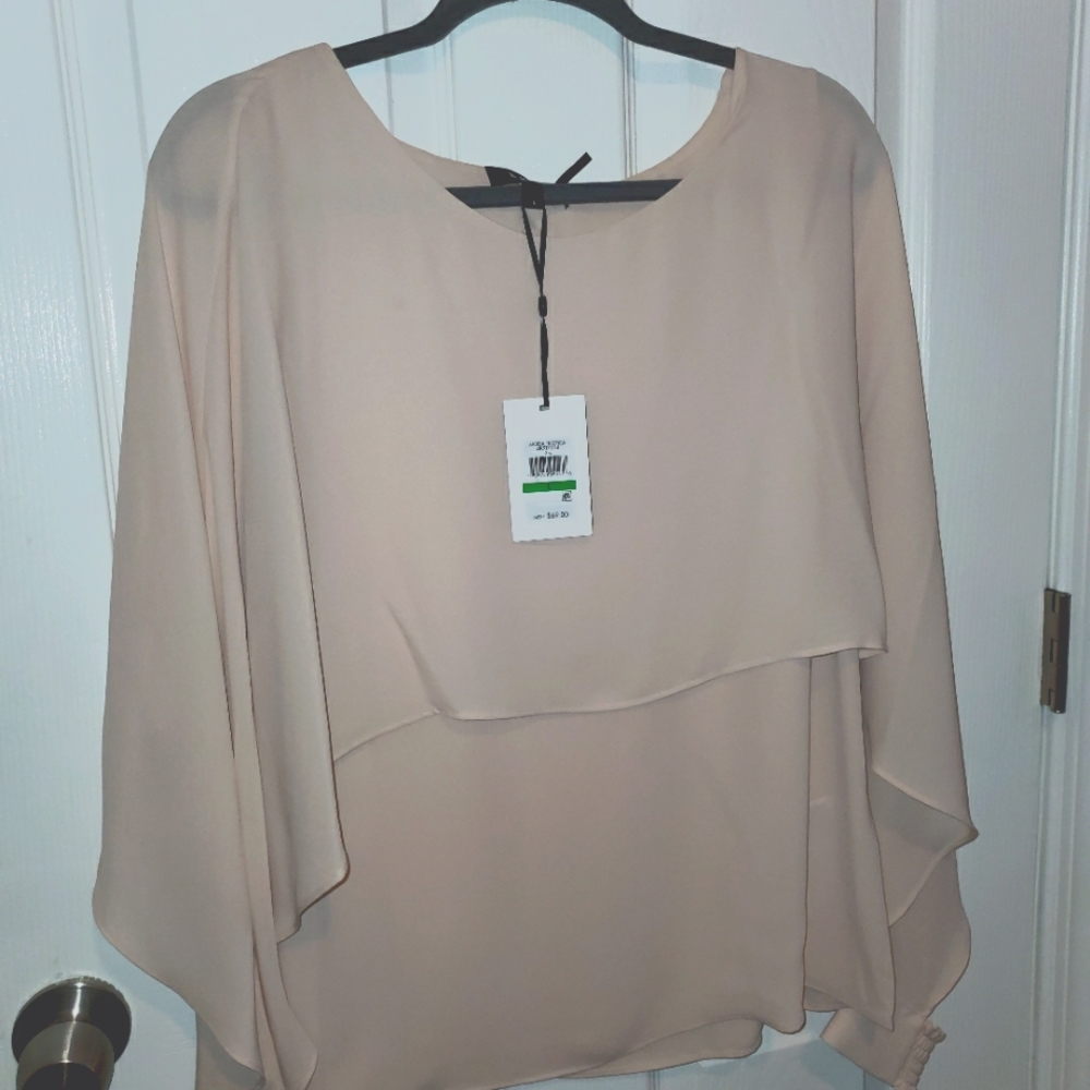 Blouse open sleeves comfortably fit